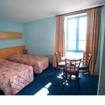 Citotel Le Commerce 2* Sévérac-le-Château